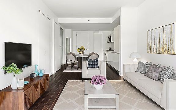 4th image of 425 E 13th St APT 6L