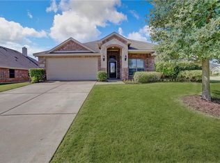 722 Chelsea Dr, Midlothian, TX 76065