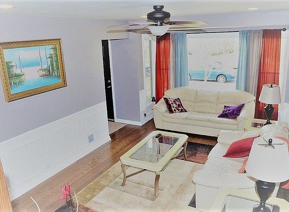 2nd image of 5139 S Leclaire Ave