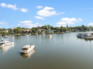 15 President Point Dr UNIT B2, Annapolis, MD 21403