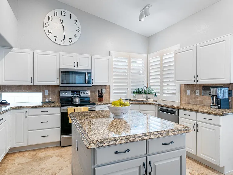 2214 E Beachcomber Dr — Photo 8