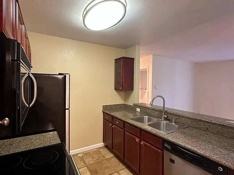 3395 Foxtail Ter — Photo 4