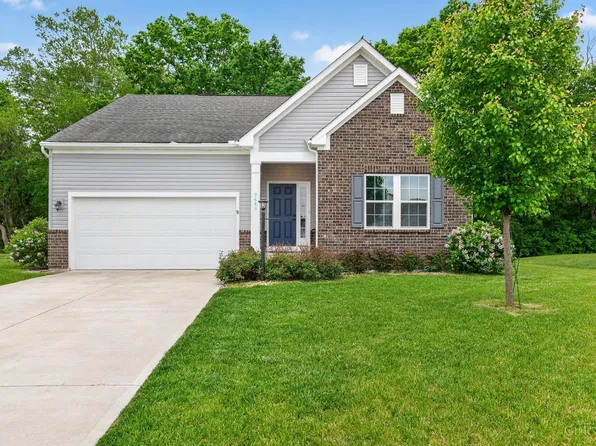7442 Timber Valley Dr, Franklin, OH 45005