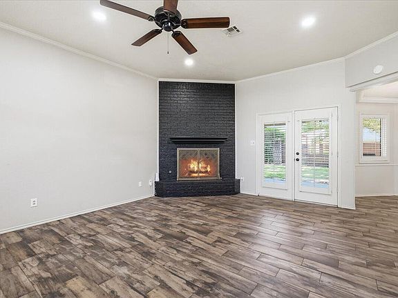 4th image of 5625 86th St