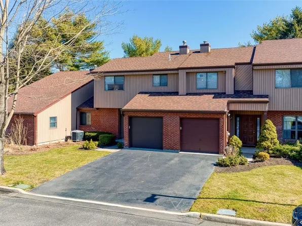 55 Timber Ridge Drive #55, Holbrook, NY 11741