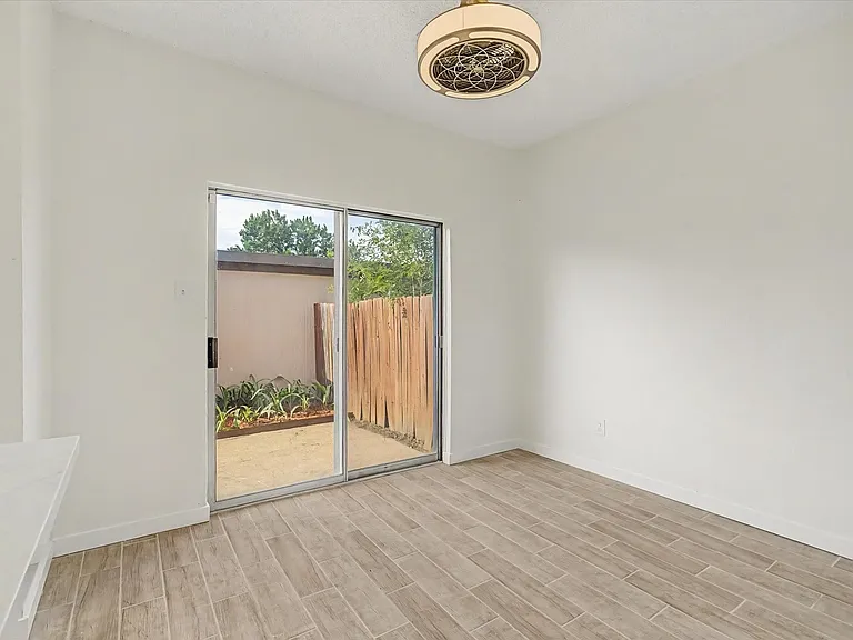 12500 Brookglade Cir #179 — Photo 6