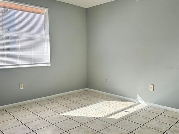 tampa-florida-447599390 picture