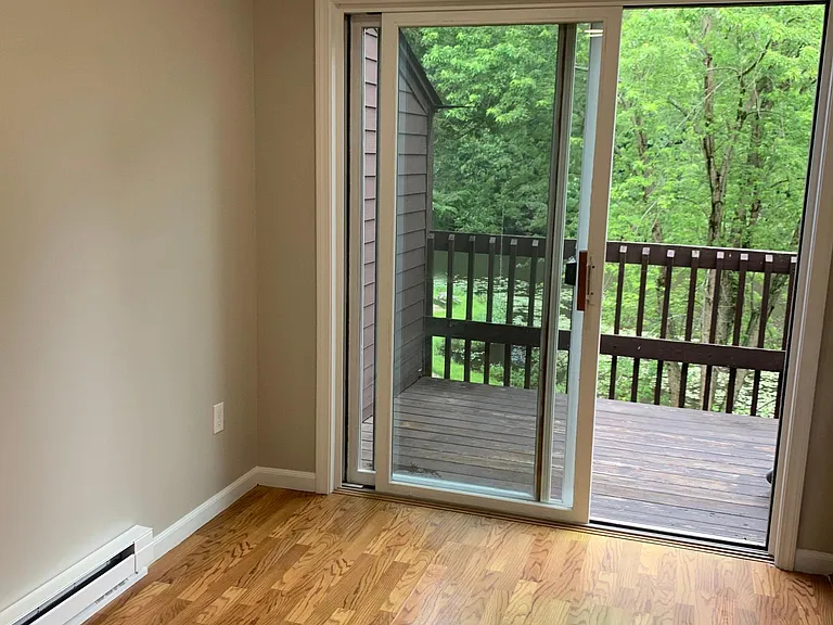 87 Furnace Ave #5E — Photo 1