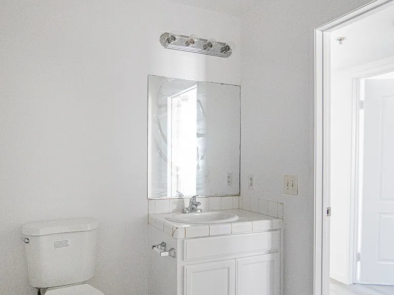 6853 Agnes Ave #3 — Photo 20