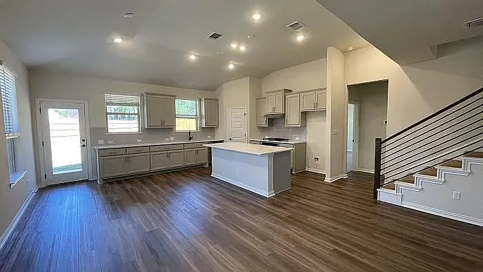2632 Lost Woods Bnd — Photo 6