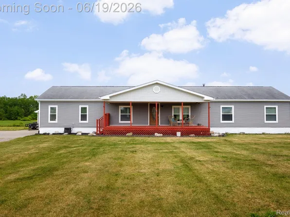 7860 War Rd, Newport, MI 48166