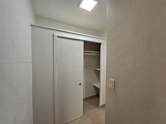 4th image of 1723 Liberty St #3