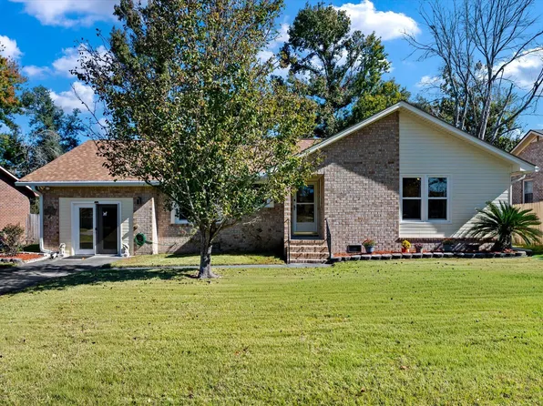 421 Whitebark Dr, Ladson, SC 29456