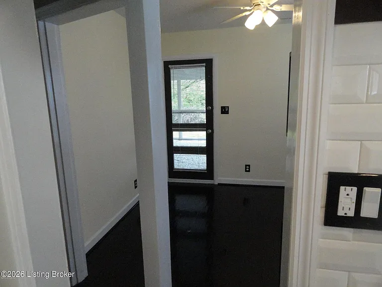 502 Harris Pl — Photo 6