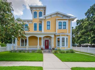 2810 N Elmore Ave, Tampa, FL 33602