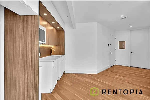 Rented by Rentopia | media 10