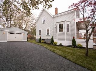 26 Bliss Rd, Newport, RI 02840