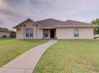 172 Topaz Cir, Hewitt, TX 76643