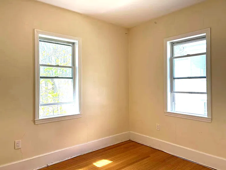 40 Manthorne Rd #2 — Photo 7