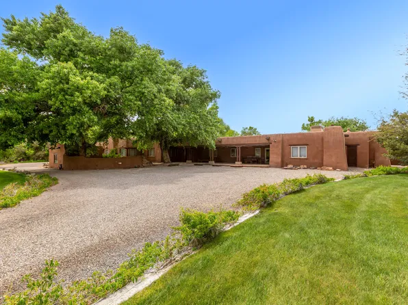 417 Old Church Rd, Corrales, NM 87048