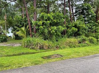 910 SW Longfellow Rd, Port Saint Lucie, FL 34953