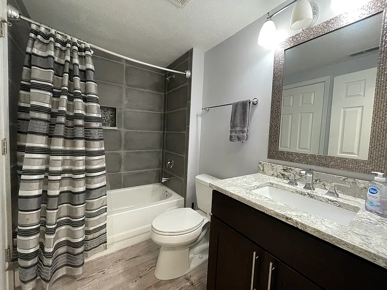 509 Aurora Ave #506 — Photo 12