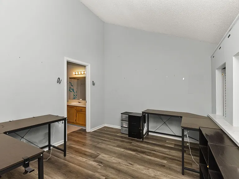 1009 Stonegate Dr #A — Photo 16