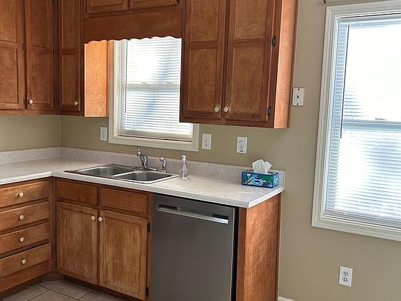5th image of 3210 Ashly Brooke Dr