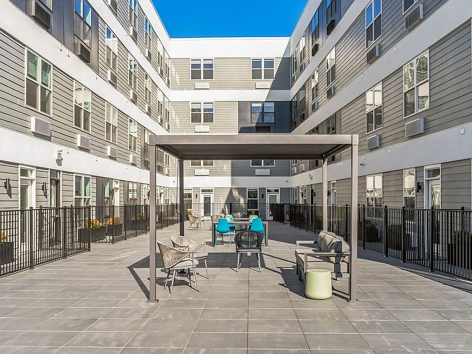 1st image of 7129 Keystone St #223