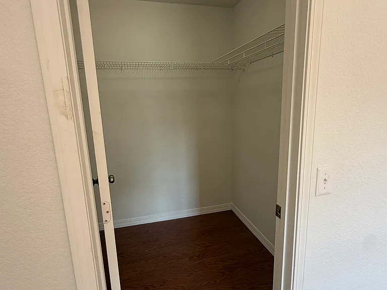 19 Oak Creek Cir — Photo 51