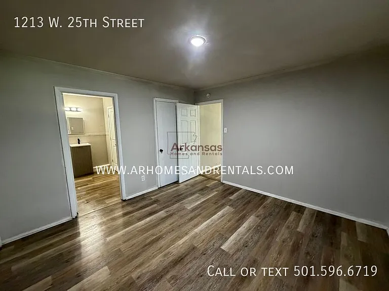 1213 W 25th St — Photo 8