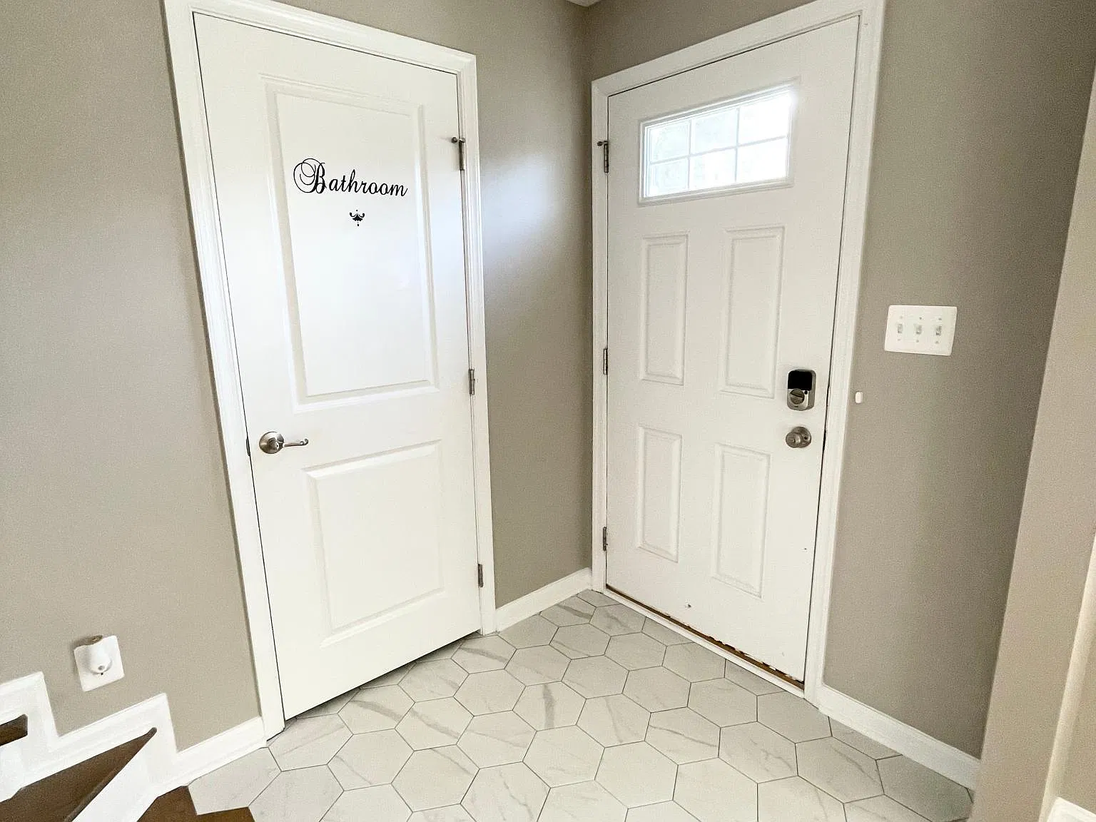 3 bed, 2000 sqft, $2,550 — Photo 2