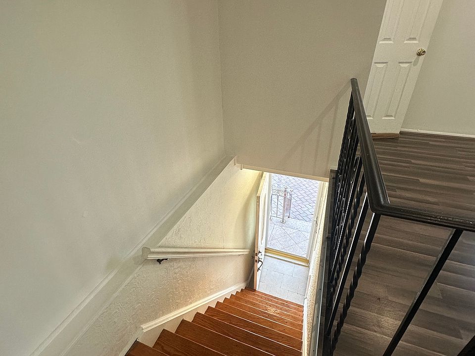 1st image of 104 Renwick Ave Floor 1