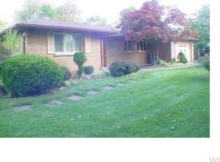 59 Stonecroft Ln, Amherst, NY 14226