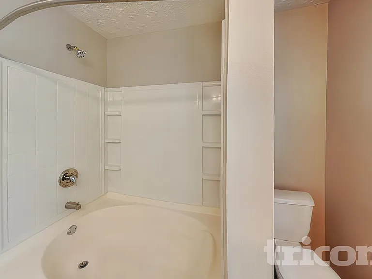1455 Enchanted Forest Dr — Photo 7