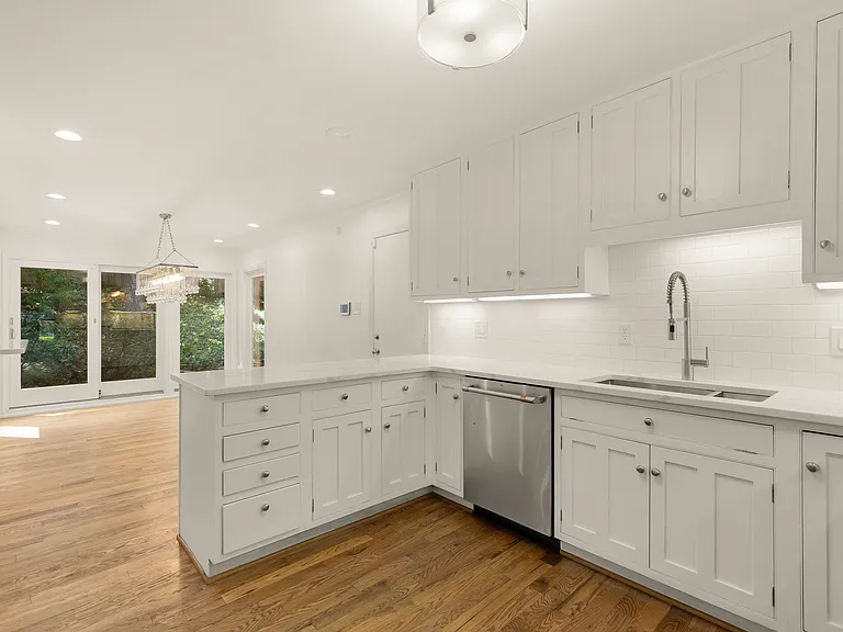 1318 Round Oak Ct — Photo 10