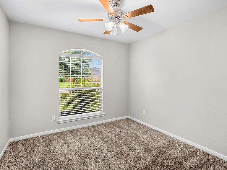 7925 Fieldstone Dr — Photo 21