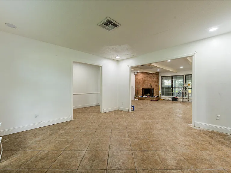 2117 Willow Wisp Dr — Photo 22
