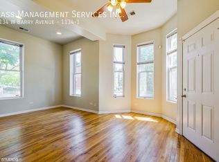 1134 W Barry Ave #1, Chicago, IL 60657