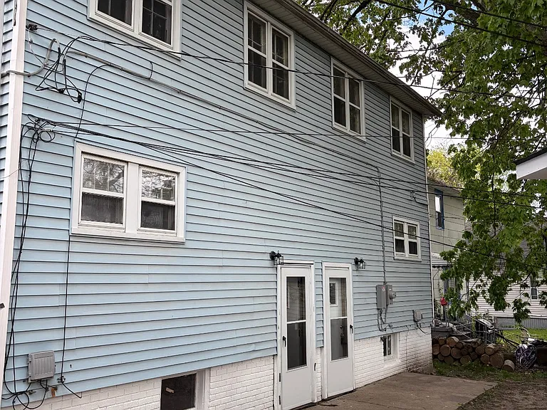 121 Jones St — Photo 4