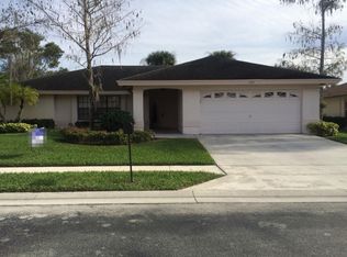 130 Elysium Dr, Royal Palm Beach, FL 33411