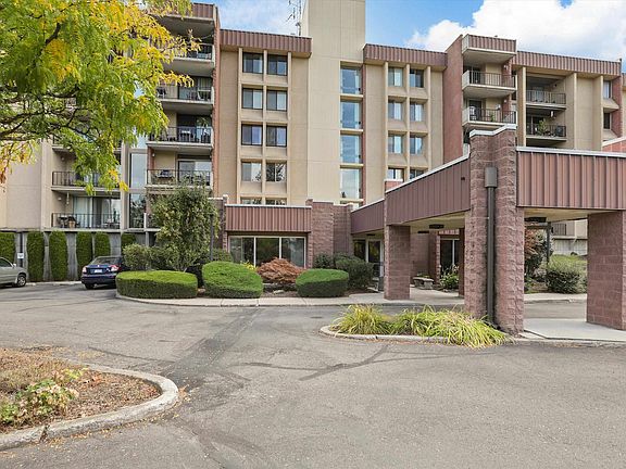 2nd image of 1311 S Westcliff Pl APT 403
