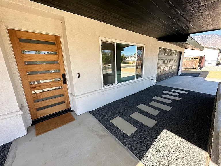 2897 E San Marino Rd — Photo 27