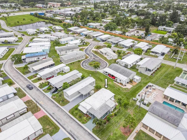4800 SE Federal Highway #17, Stuart, FL 34997