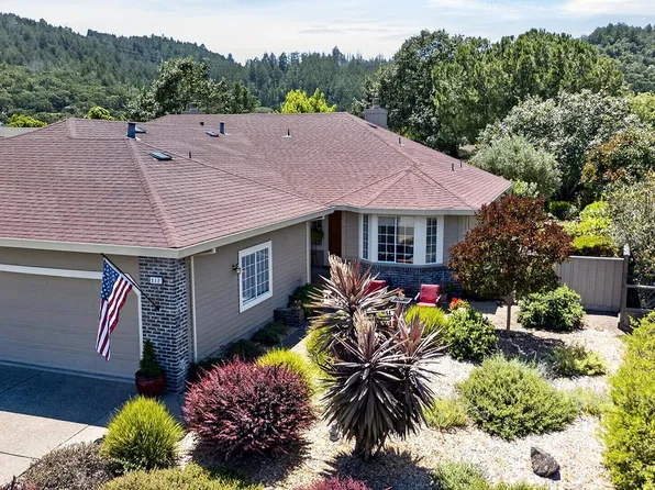 317 Miramonte Place, Santa Rosa, CA 95409