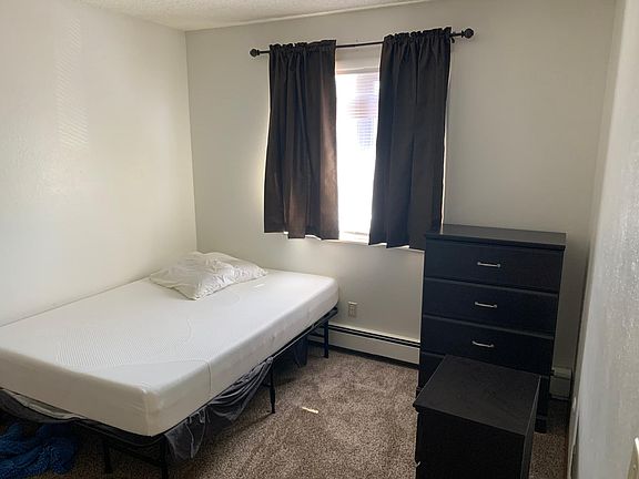 5th image of 303 S Grant St APT 18