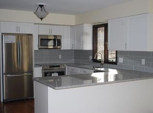 19 Satterlee Rd, New Fairfield, CT 06812