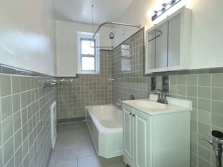 111-55 77th Ave #XS — Photo 7