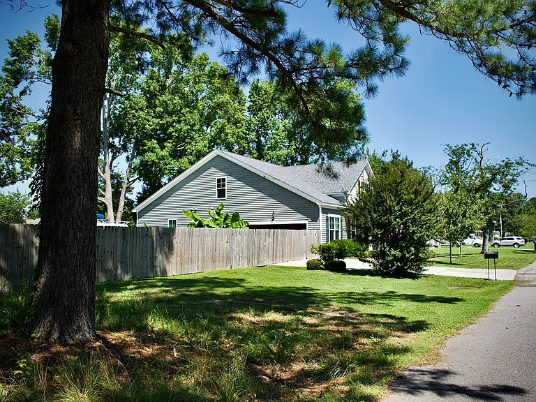 121 Matt Ln — Photo 22
