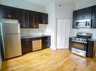 3547 W Cortland St APT 3R, Chicago, IL 60647